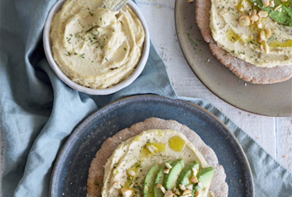 PITAS CON PASTA DE CASTAÑAS DE CAJÚ Y PALTA