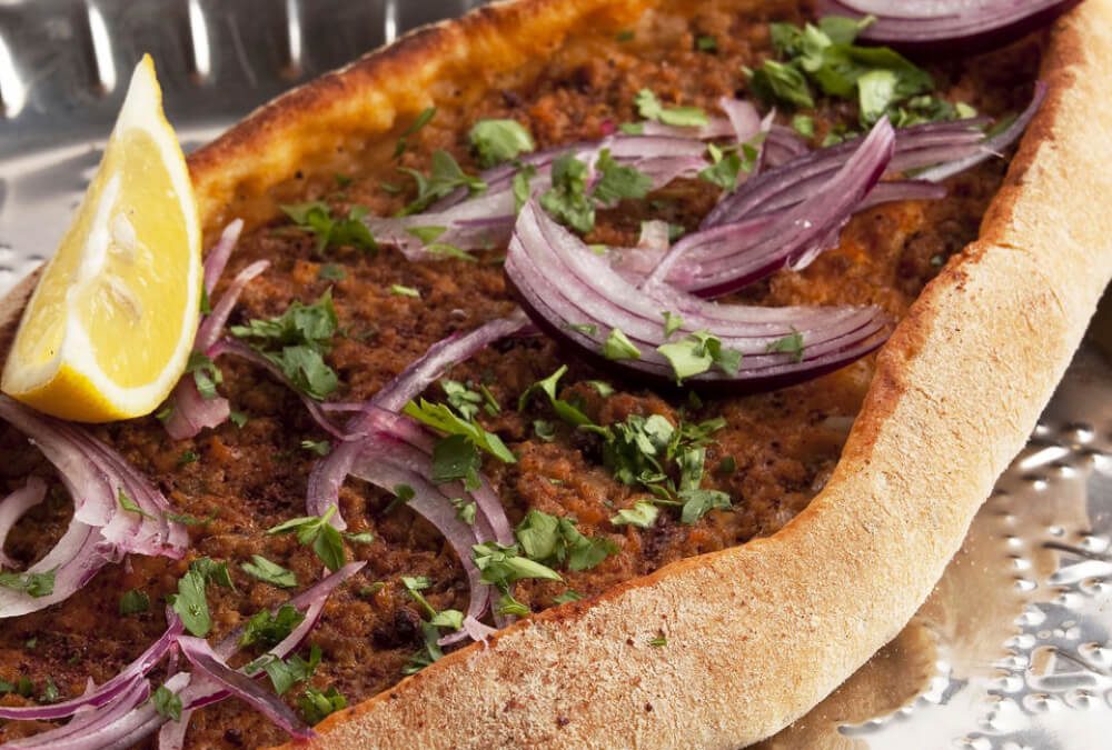 PIZZA TURCA (LAHMACUN)