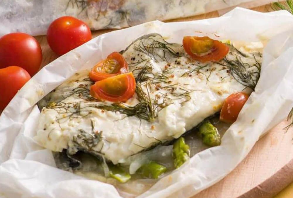 REINETA EN PAPILLOTE CON ESPÁRRAGOS