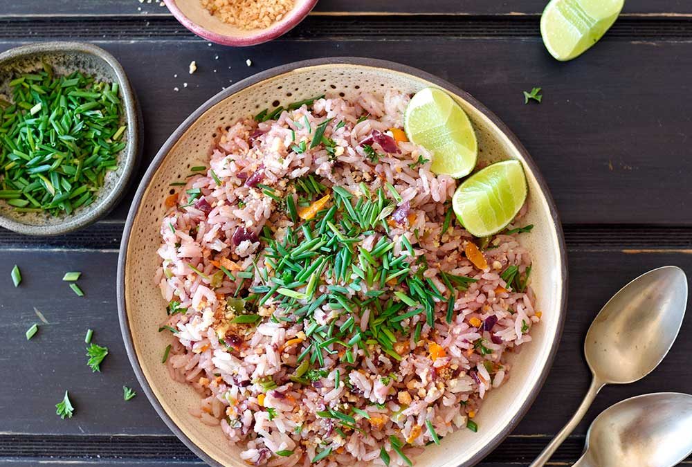 ENSALADA DE ARROZ CON ACEITUNA Y PIMENTÓN