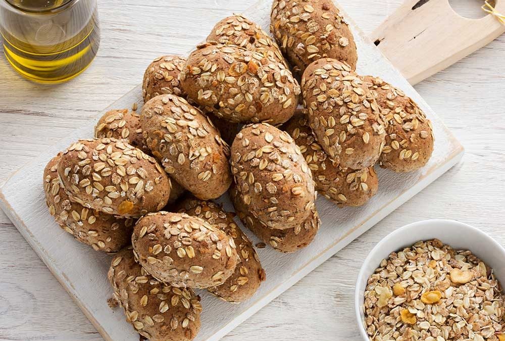 PANECILLOS INTEGRALES CON NUECES Y MUESLI