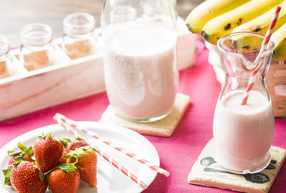 YOGUR LÍQUIDO DE PLÁTANO Y FRUTILLA