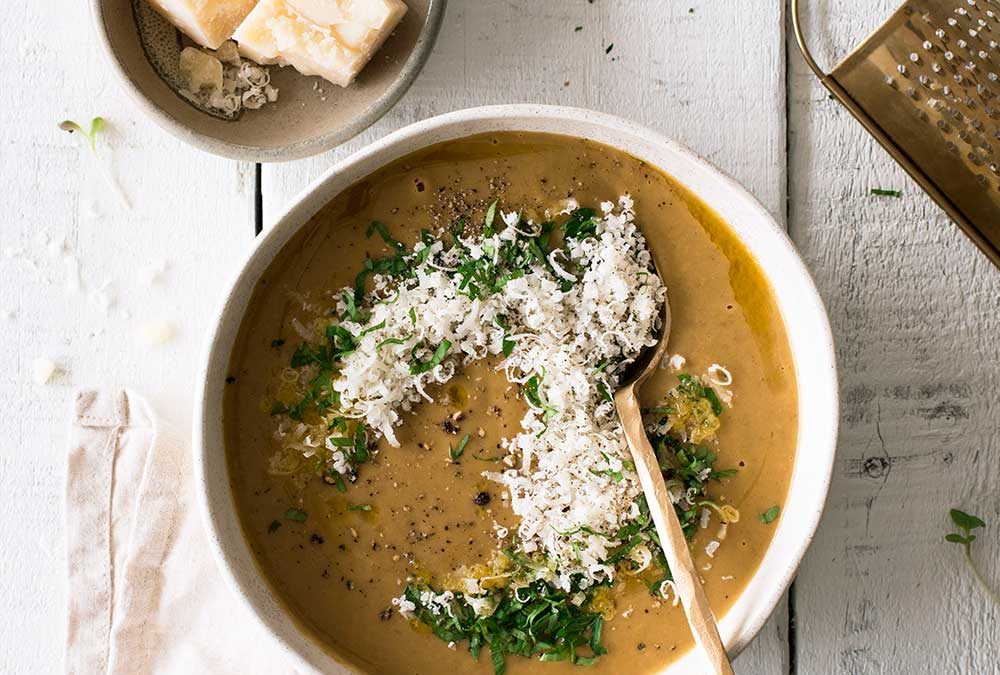 POTAJE DE LENTEJAS CON ZAPALLO Y QUESO PARMESANO