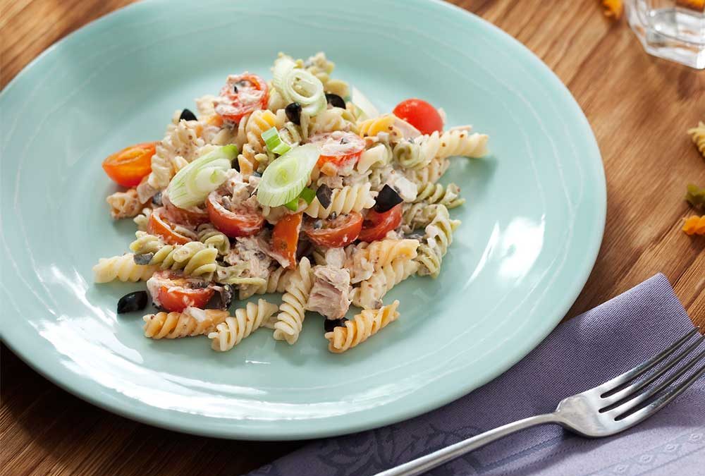 ENSALADA DE PASTA, ATÚN Y TOMATES CHERRY