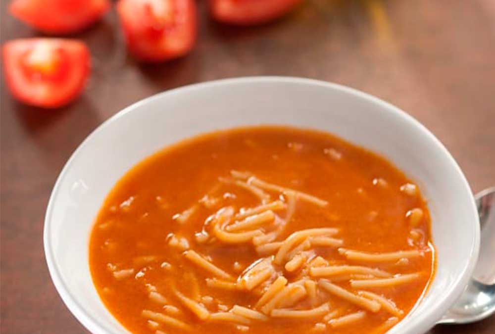 SOPA DE TOMATE Y FIDEOS